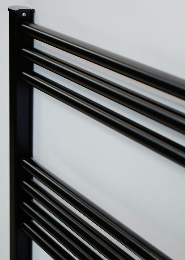 compact-round-bar-aluminum-towel-dryer-rail-black Compact black aluminum round bar towel dryer rail for small bathroom space-saving.